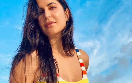 Katrina ge kudairuge photo ah gina baehge thaurefu
