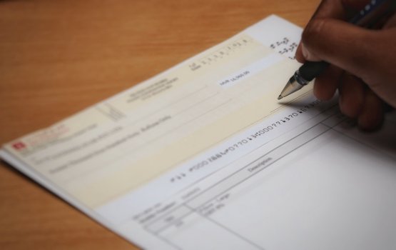 1 April in feshigen 50,000 rufiyaa in matheege cheque balainugannaane: BML