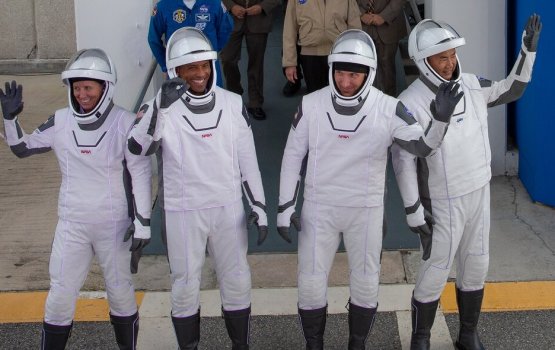 SpaceX crew Dragon launchaa eku anekka ves thaareekhge thereah