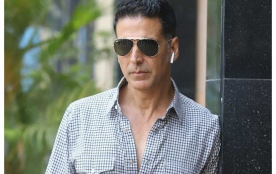 Akshay bollywood ge party thakah nudhaa sababu haamakohfi 