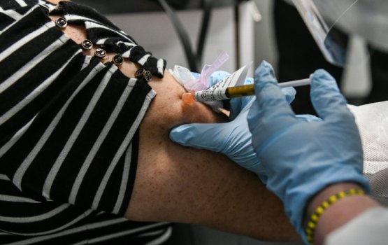 America gai Covid vaccine anna mahu ge kureekolhu dheyn fashanee