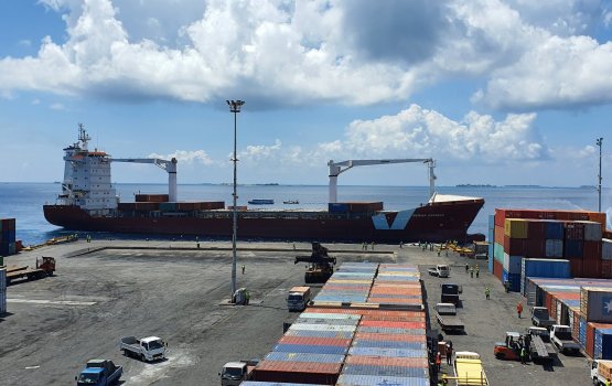 Tutucorin aai Addu adhi Huvadhoo aa dhemedhu cargo ferry ge hidhumah fashaifi