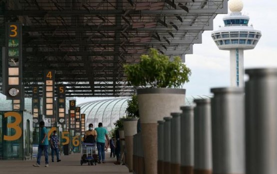 Raajje in singapore ah dhiya meehaku covid ah postive vejje