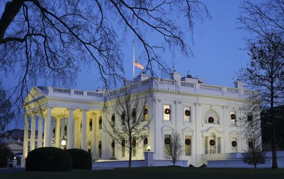 Emme furathama vaccine libey faraaithakuge thereygai White House ge muvazzafunnah