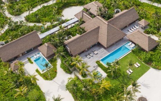 Mi mahu emme bodu service charge eh warldorf Astoria ge muvazzafunnah