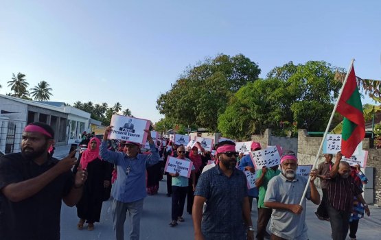 Idhikolhun seedhaa harakaathah nukunnan garaareh faas koffi