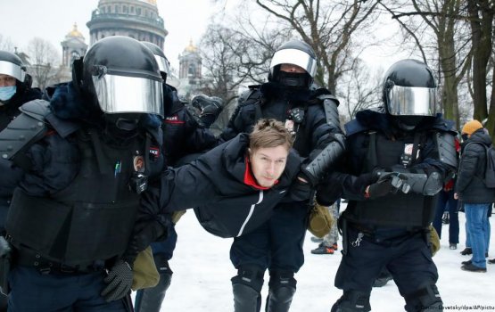 Russia ge idhikolhu leader hayyaru kurumaa eku gina bayaku muzaharaa ah 