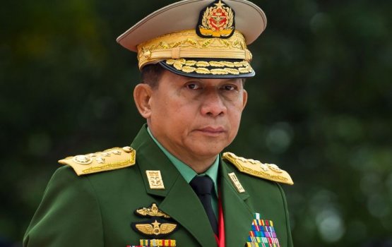 Myanmar sarukaarah bodethi badhalu thakeh, aa 11 ministerun ayyan koffi