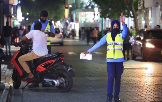 Buraasfathi dhuvahuge rein feshigen dhanvaru 11 in fathihu 4 ah vehicle manaa