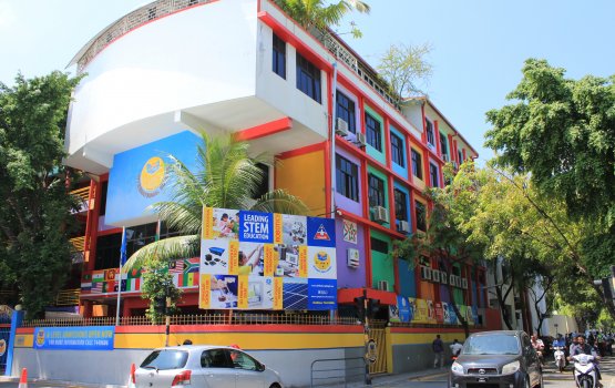 Billabong school ge mudharrisaku covid ah positive vejje