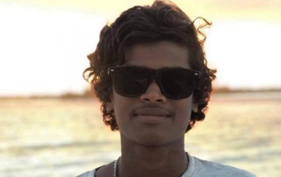 Concerete sheet eh vetti aniyaavi Firushan Male' genes ADK gai faruvaa dhenee