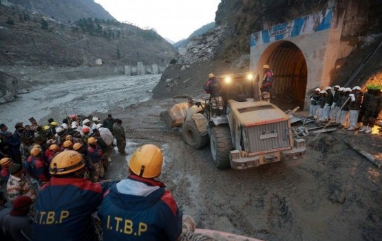 India ge tunnel eh therey thasshi vi meehun hoadhumuge masakkai adhives kuriah 