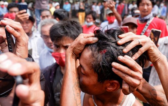 Myanmar muzahara thakugai ithuru dhe maru