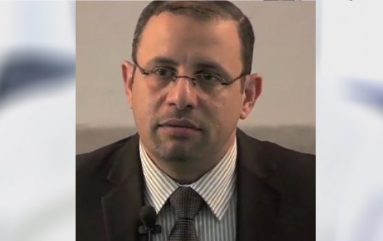 Rajjeyge furathama space mission ge advisor akah Dr. Kakkaaly