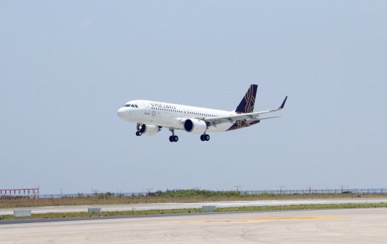 Mumbai aai Raajje aa dhemedhu seedhaa dhathuru thah vistara airline in fashaifi