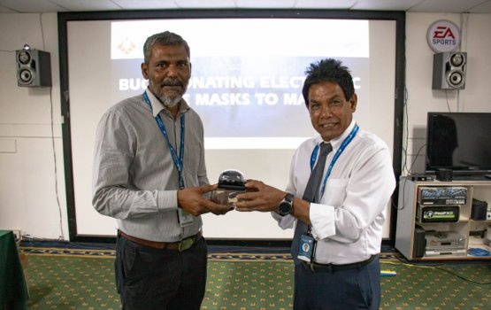 Airport ge fire and rescue isveriya, Fayaz 31 aharah fahu vaki vejje