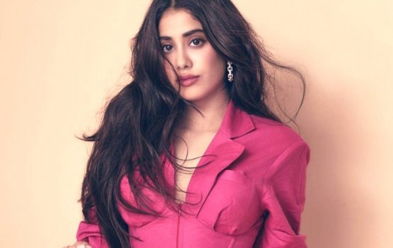 Supporter aka medhu security in amalukuri gothun Janvhi nuruhfai 