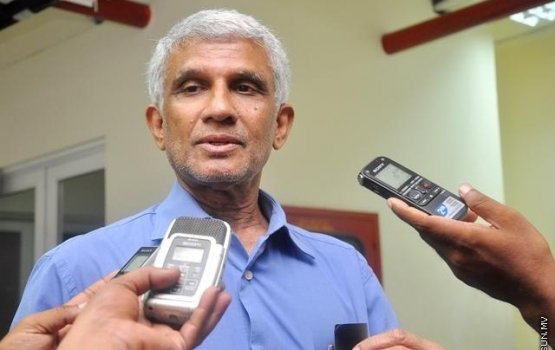 Rakkaatheri kameh neh thanakah touristun naannaane: Mujuthaba