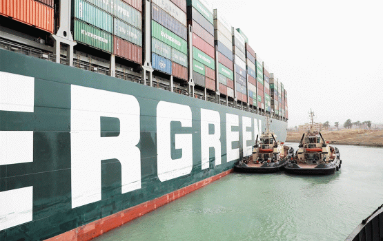 Suez Canal gai thaashivefai oi boatu negumuge massahkaih kuriyah