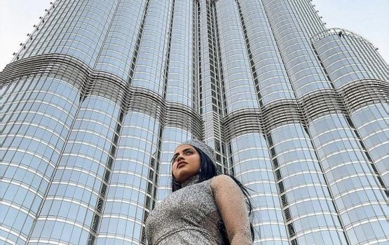 Kaizeen ge ufan dhuvas faahaga kuruun mifaharu Burj Khalifa gai 