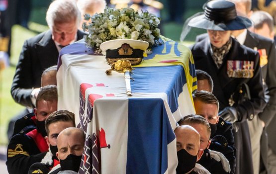 Prince Philip ge janaza: Shaahee aailaa ah molhiveri dhuvaheh