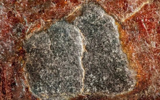 Kurin fenifai nuvaa hajarul aswad ge photo thakeh