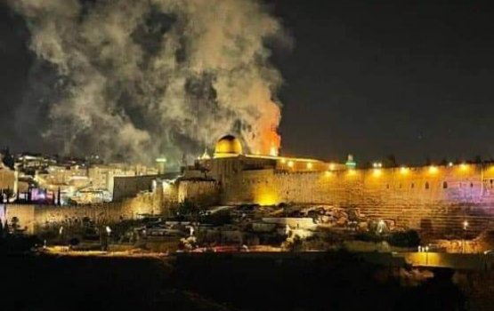 Israel sifain dhin hamalaa ehgai Masjidul Aqsa sarahadhugai alifaan roa vejje