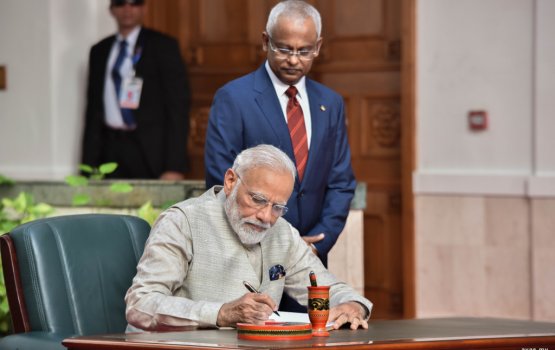 China in negi loan ah vure India in negi loan ithuru vejje