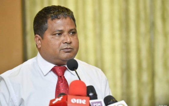 Dr. Hussain ge hissaa kunfunneyegai othumun huvayaa medhu suvaalu ufadhaifi