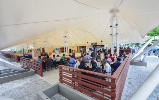 Delivery adhi Takeaway hidhumai dheveyne gadithah kanda'alhaifi