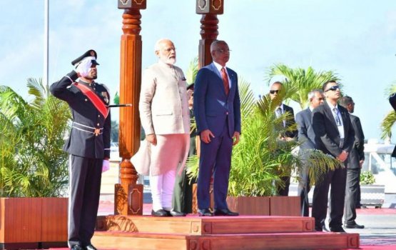 Addu gai India ge consulate hadhan Addu hurihaa membarun thaaeedhu kurey