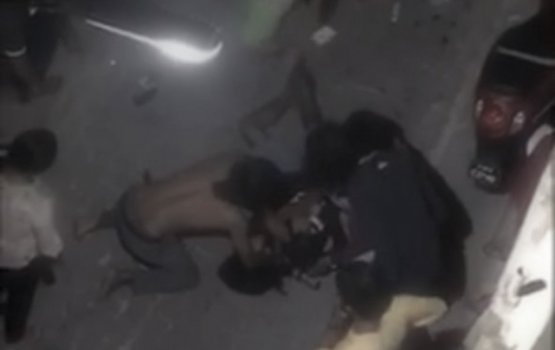 Accidentah fahu fili meeha fuluhun hoadhaifi 