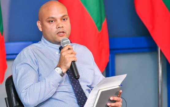 Olhuvaalaigen  noosverin Raees ah personal attack kohgen nuvaane: Hoodhu