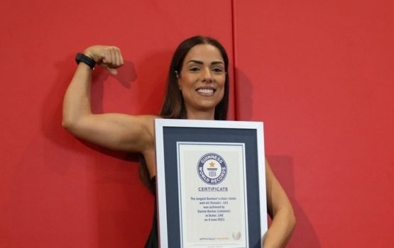 Enme fayakaaeku ves dhuniyeyge record eh!