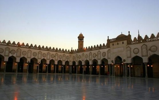 Azhar university scholarship gai kiyevumuge furusathu dhivehinah