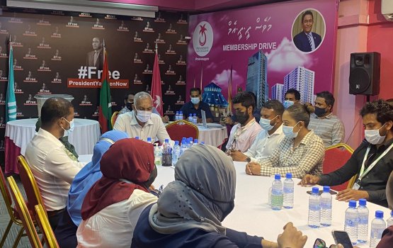 PPM ge faraathun Deputy Mayor kamah Nareesh!