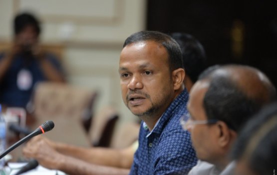 Muslimakaa dhimaalah harukashi fikuru meehekey kiyenama laadheenee ves kien ves jeheyne