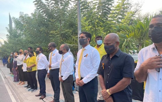 MDP ge aharee dhuvas ge didha negumuge rasmiyyathugai, raees aai vazeerun baiverinuvey
