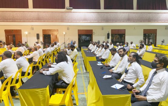 2 Faction ge arairun boduve, TAX islaahu ge bill faaheh nuvi
