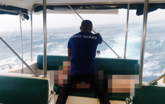 German touristaku snorkelling ah gos ulhenikoh maruvefai ovvaa fenijje