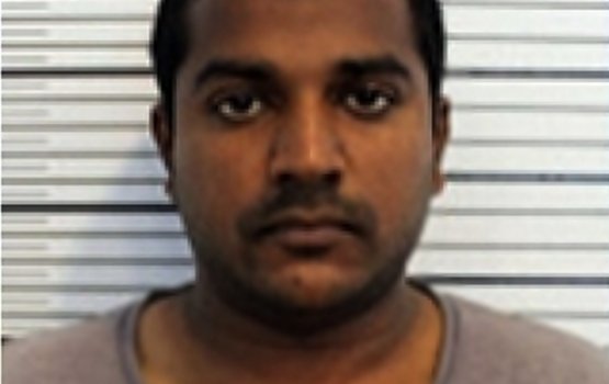 Bomb govvaalan Adhuham dhiyaee gadi irehaa kurin, Nasheed ah faraalamun dhiya