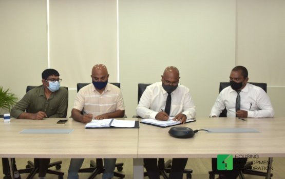 Kudhi adhi medhu fanthi ah Hulhumale gai 114 flat alhanee