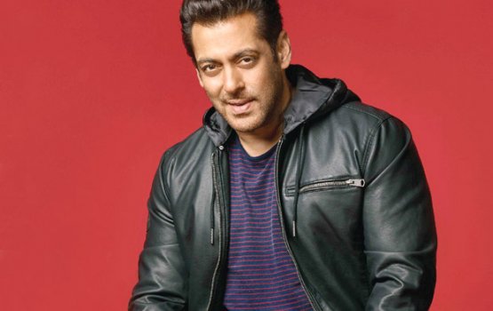 Salman Khan aa dhekolhah massala eh police ah
