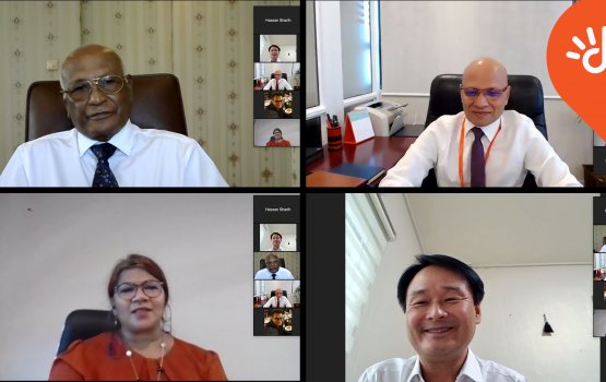 Dhiraagu in health dhaairaaah tablet hadhiyaa kohfi