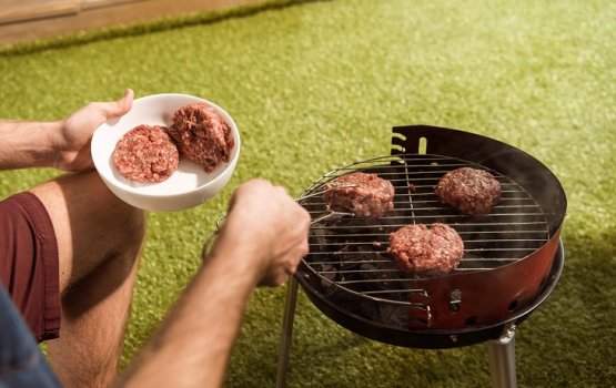 Dhen Barbaque eh hedhumuge kurin mikankamah visnaa!