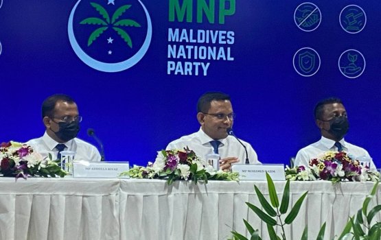 Colonel Nazim raees kamah vaadhakuravvaane kan iulaan kuravvaifi