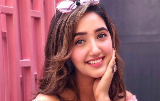 TV bathalaa Ashnoor kiyemuvun bodu kaamiyaabee eh hoadhaifi