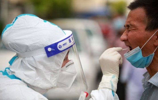 Dhuniyein fenuni covid case thakuge adhadhu 200 millionah vure mahchah!