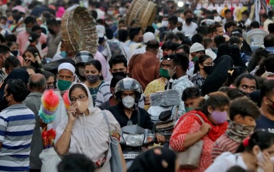 Vaccine nujahaa nama covid jehumuge furusathu bodu: dhiraasaa