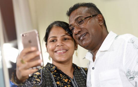 Jaabiru aai Dhiyaana ge Kaiveni roolhijje